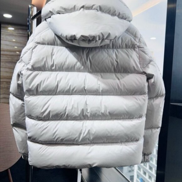 Moncler Maya 70 puffer jacket - Picture 2 of 8
